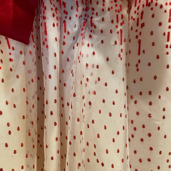 Dress - Picture 4 of 8